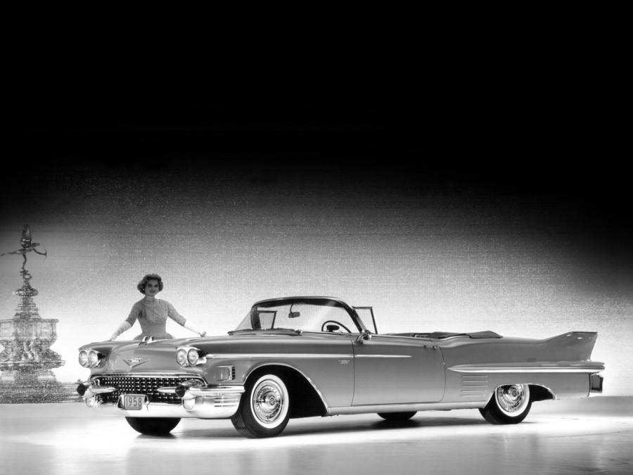  Cadillac Series 62 Convertible 1958 года  (фото 3 из 3)